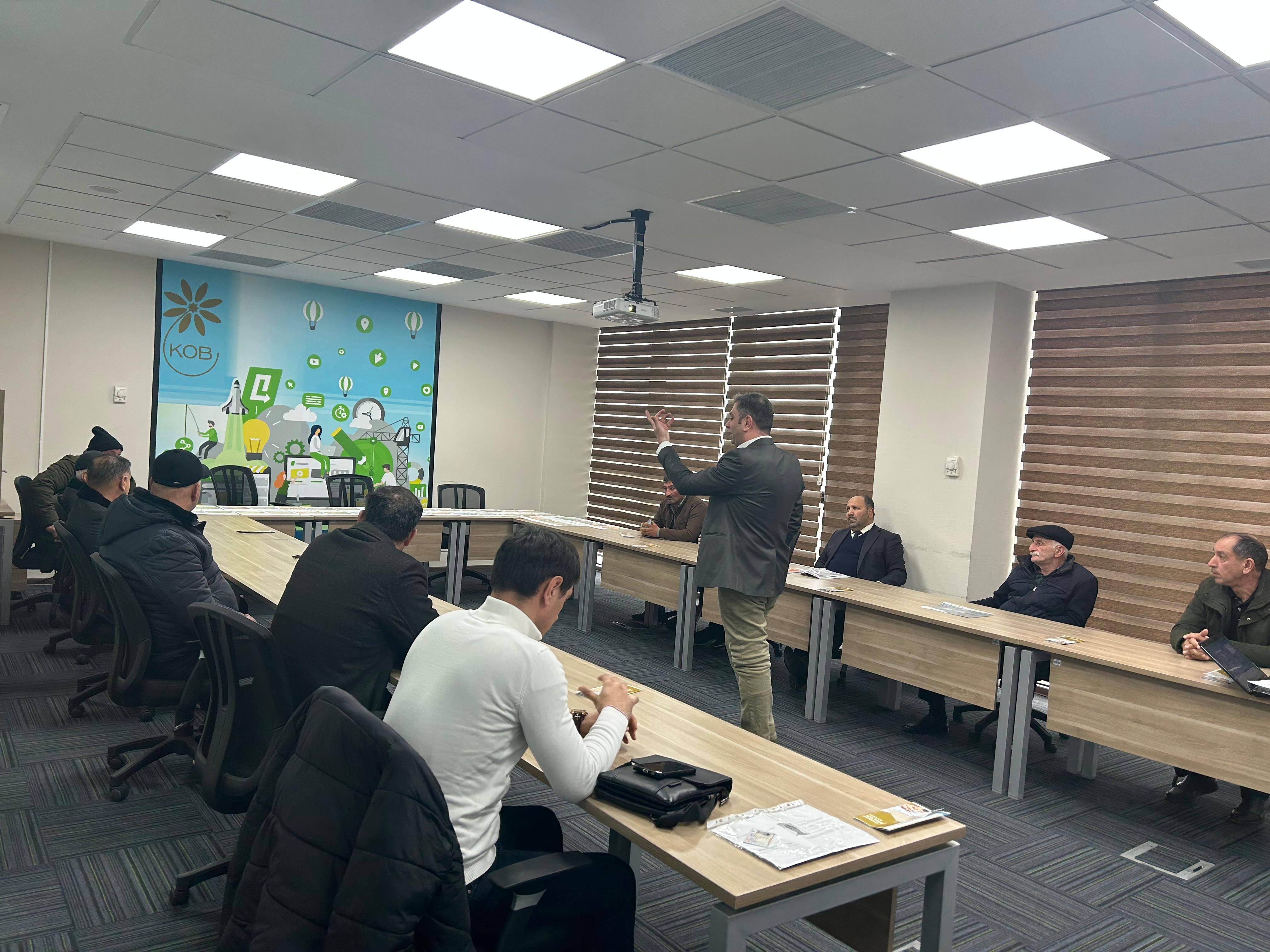 Yevlax KOBİM tərəfindən KOB subyektləri üçün “KOB-lar üçün vergi” mövzusunda növbəti maarifləndirici təlim keçirilib